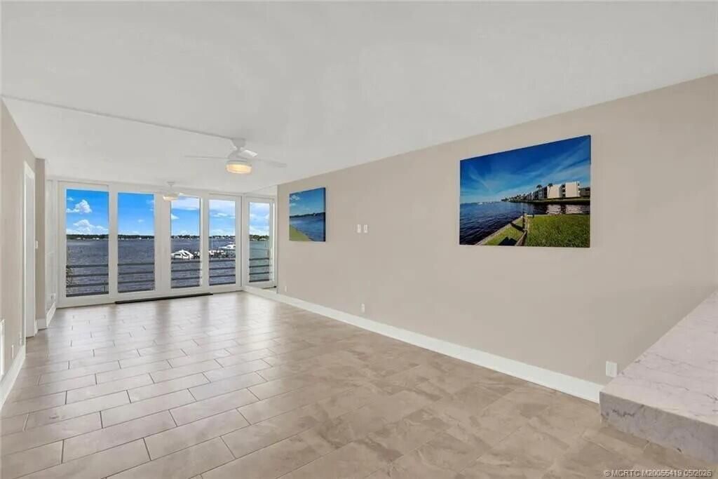 1950 SW Palm City Road, Unit 14-305, Stuart, FL 34994 Photo