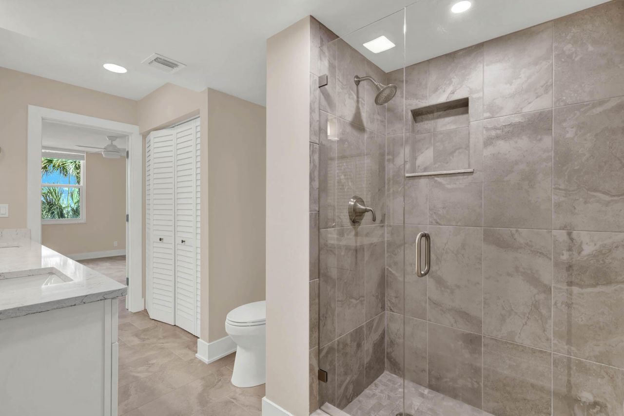 1950 SW Palm City Road, Unit 14-305, Stuart, FL 34994 Photo