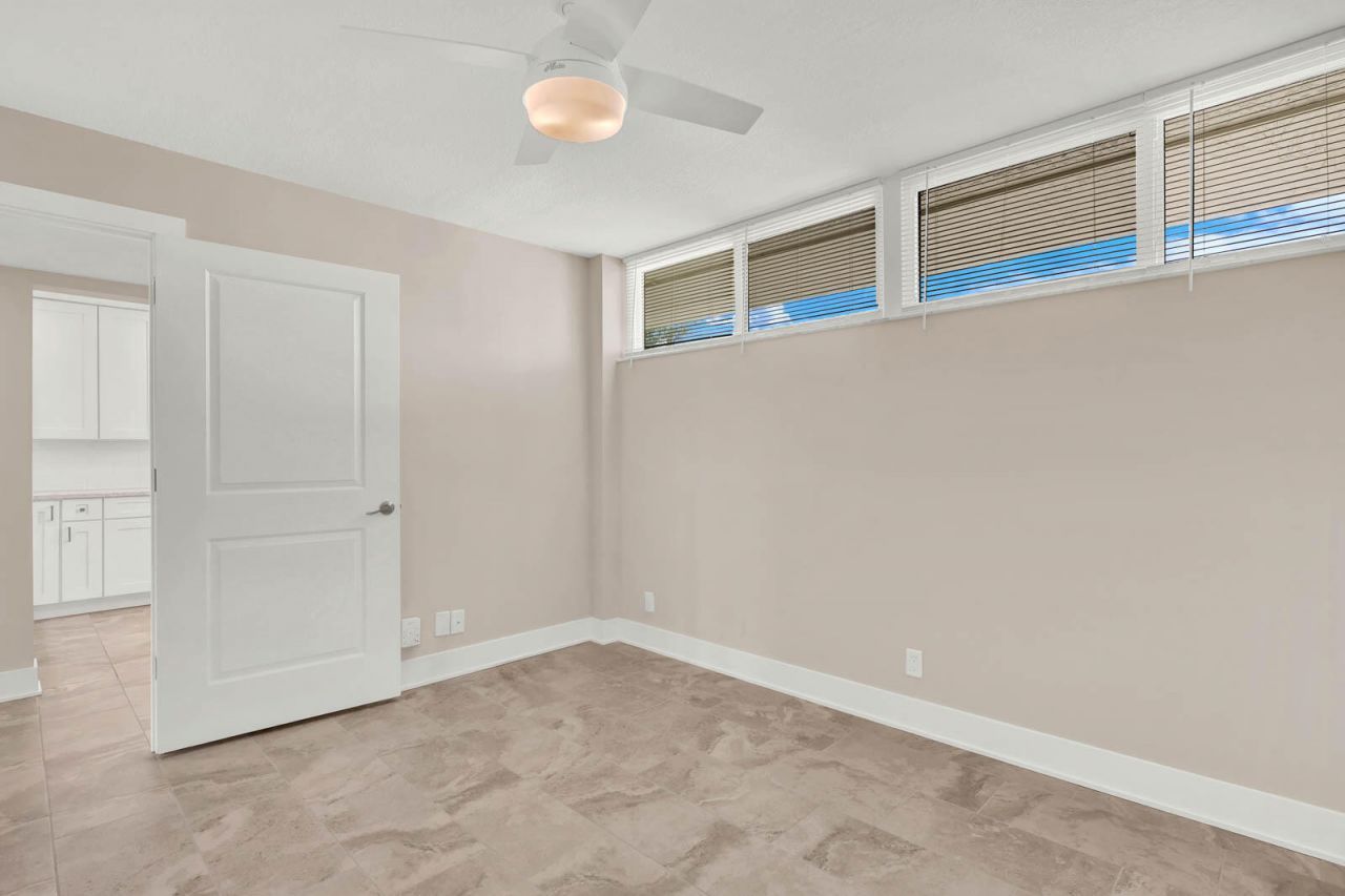 1950 SW Palm City Road, Unit 14-305, Stuart, FL 34994 Photo