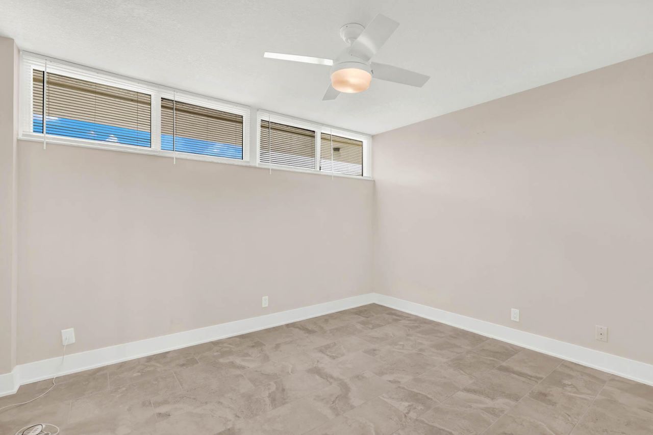 1950 SW Palm City Road, Unit 14-305, Stuart, FL 34994 Photo