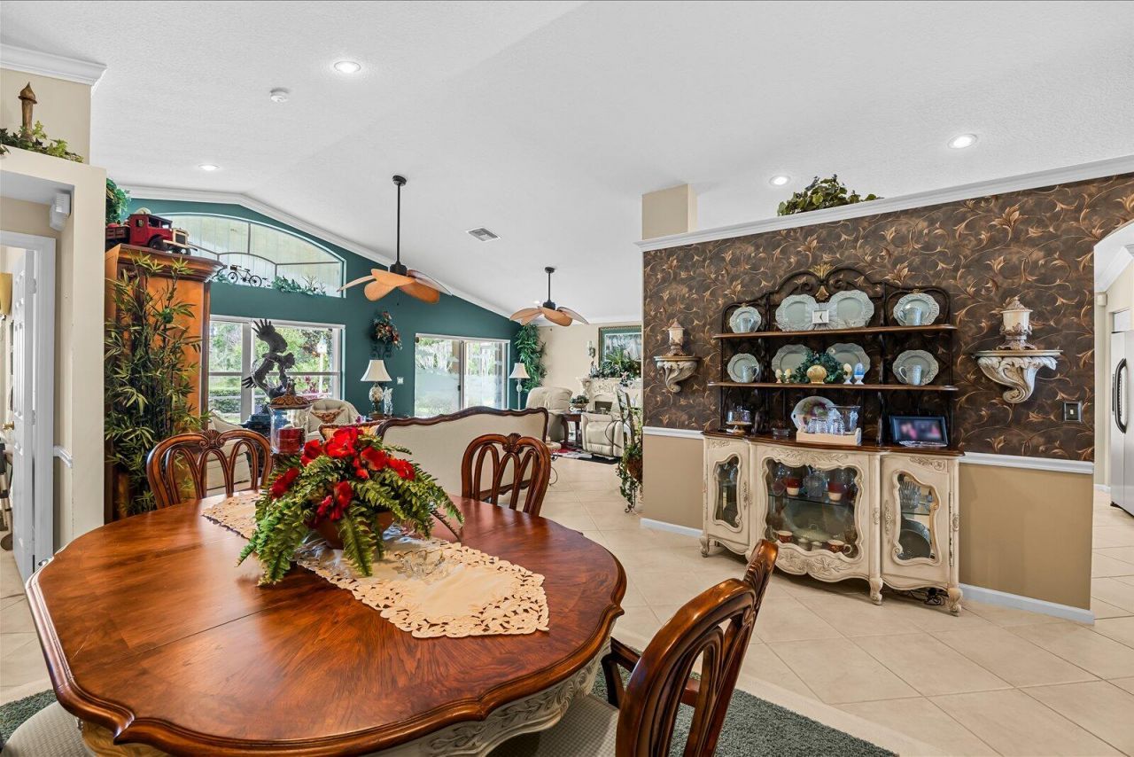 6948 SE Twin Oaks Circle, Stuart, FL 34997 Photo