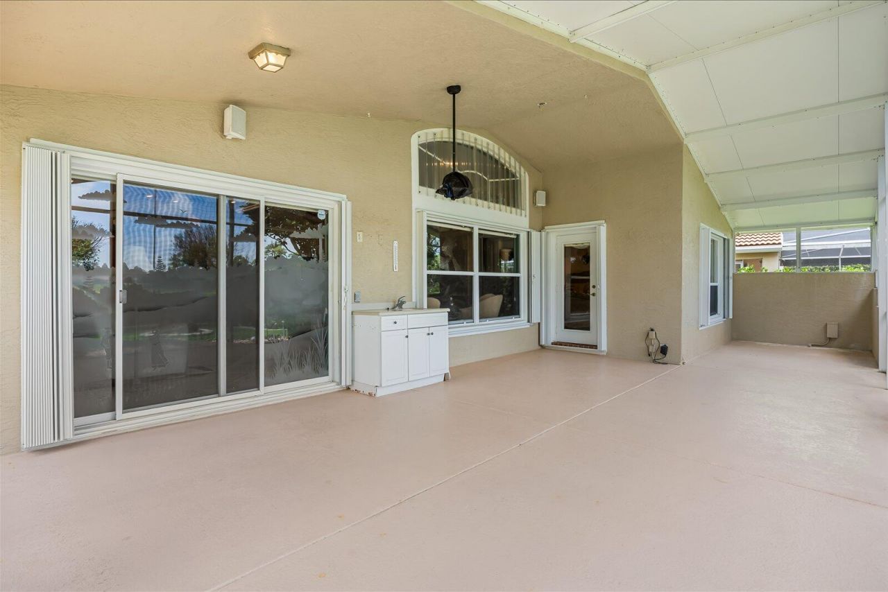 6948 SE Twin Oaks Circle, Stuart, FL 34997 Photo