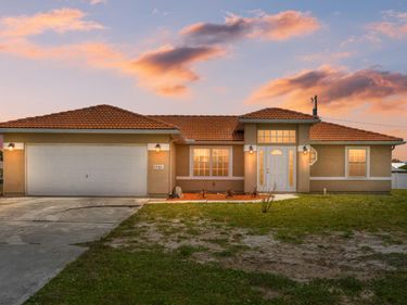 1701 SW Cashmere Boulevard, Port St. Lucie, FL 34953