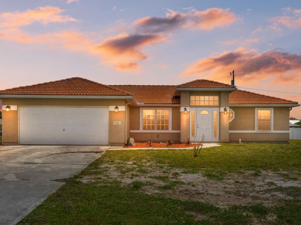 1701 SW Cashmere Boulevard, Port St. Lucie, FL 34953