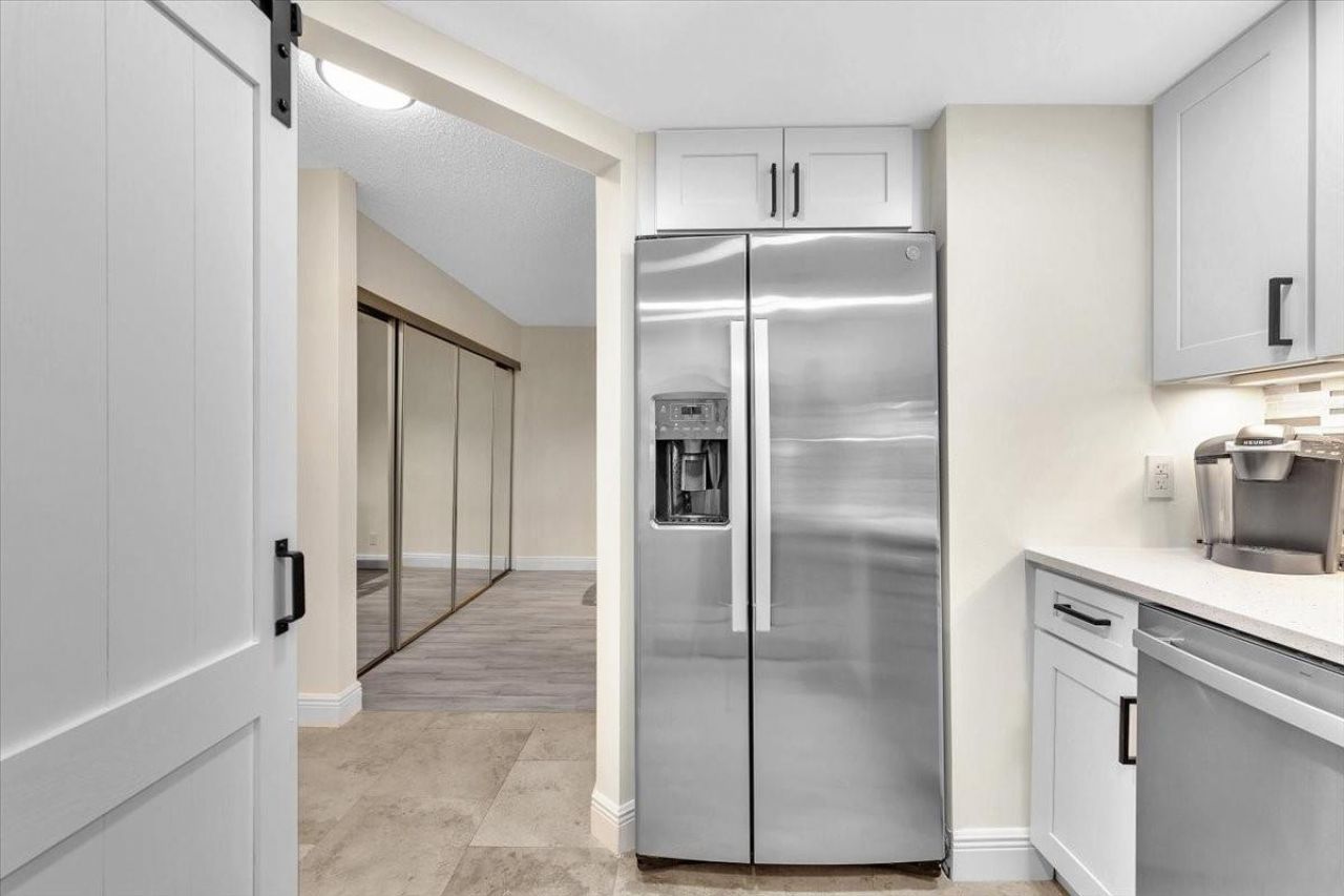 3909 N Ocean Boulevard, Unit 210, Fort Lauderdale, FL 33308 Photo