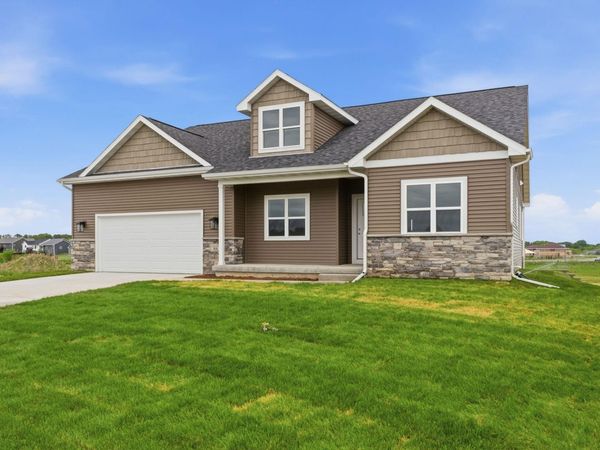 166 S 8th Street, Unit 003, Evansville, WI 53536