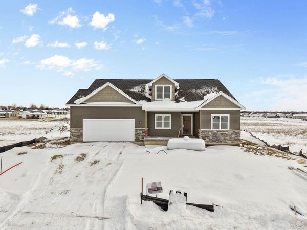 166 S 8th Street, Unit 003, Evansville, WI 53536
