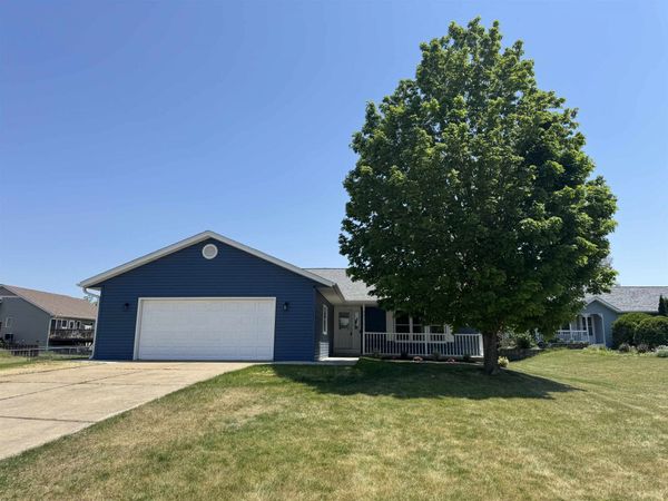 2259 Dupont Drive, Janesville, WI 53546