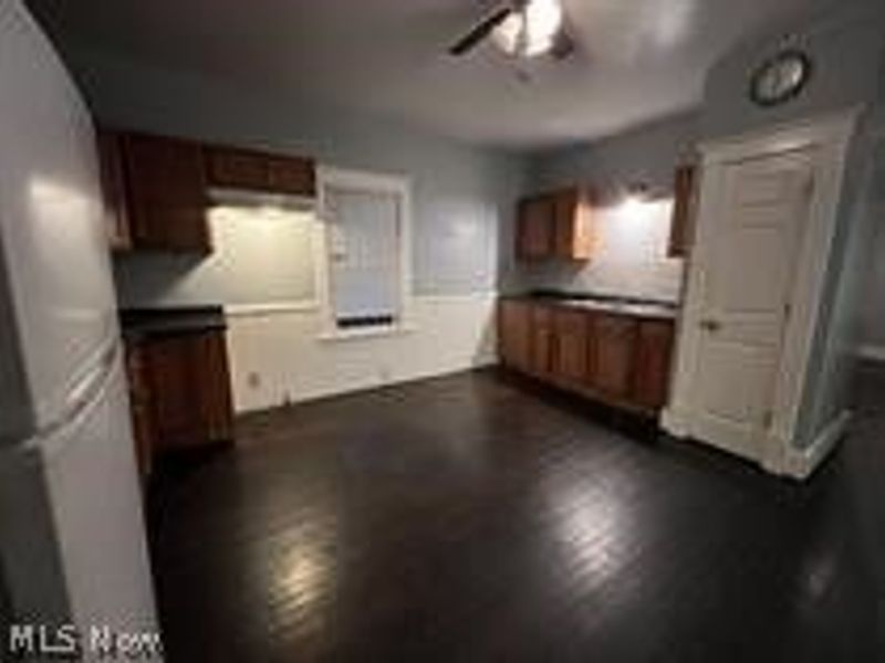 1976 Smithfield Street, Youngstown, OH 44509 Photo 6