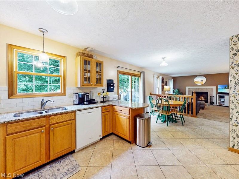 8260 Rachel Lane , North Ridgeville, OH 44039 Photo 10
