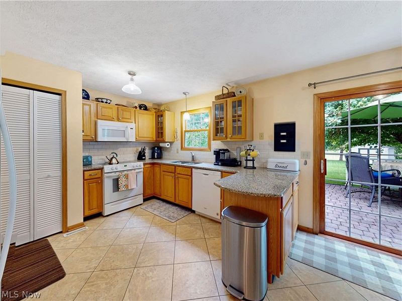 8260 Rachel Lane , North Ridgeville, OH 44039 Photo 11