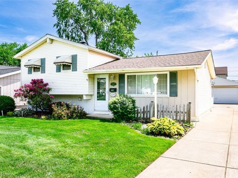 6379 Edgehurst Drive , Brook Park, OH 44142 Photo 2