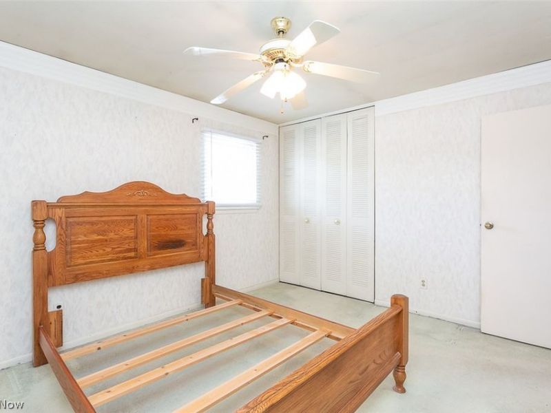 6379 Edgehurst Drive , Brook Park, OH 44142 Photo 24