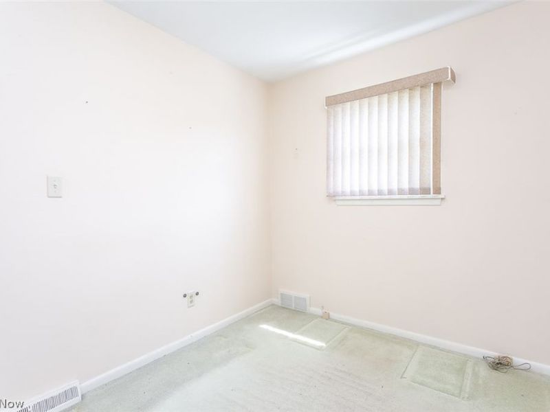 6379 Edgehurst Drive , Brook Park, OH 44142 Photo 32