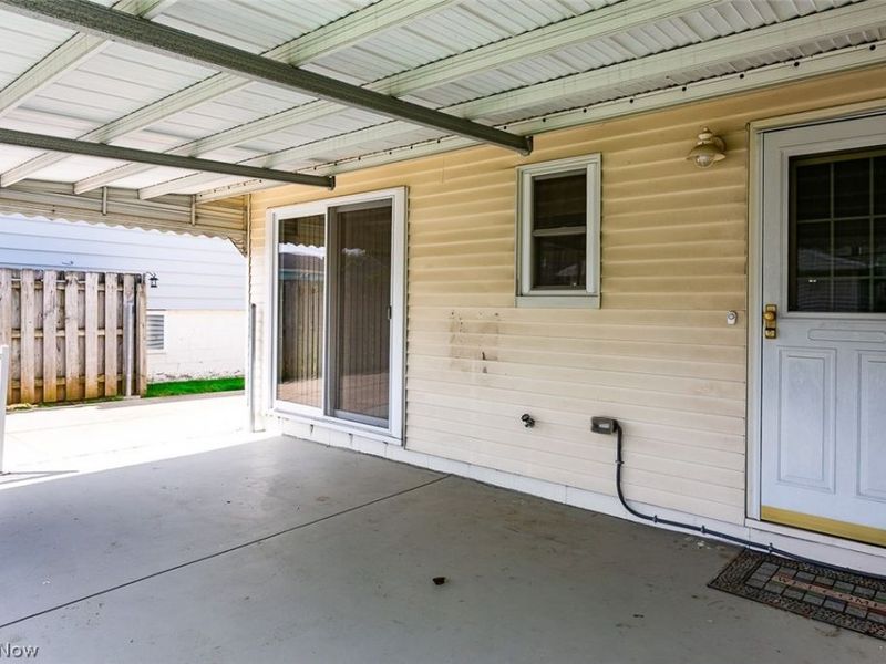 6379 Edgehurst Drive , Brook Park, OH 44142 Photo 44