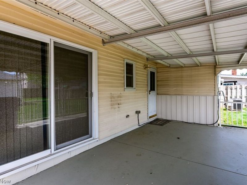 6379 Edgehurst Drive , Brook Park, OH 44142 Photo 45