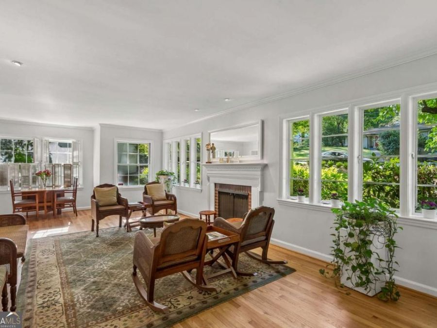 Property Image 4