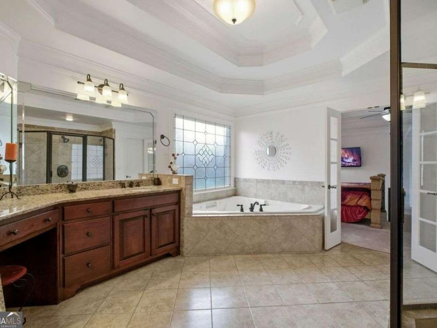 Property Image 39