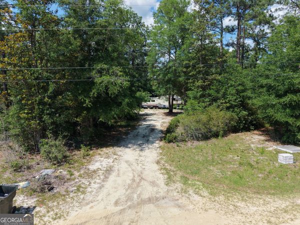 393 Kerry Davis Road, Jesup, GA 31545