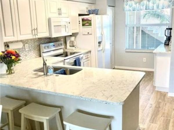6750 Huntington Lakes CIR , Unit 103, NAPLES, FL 34119