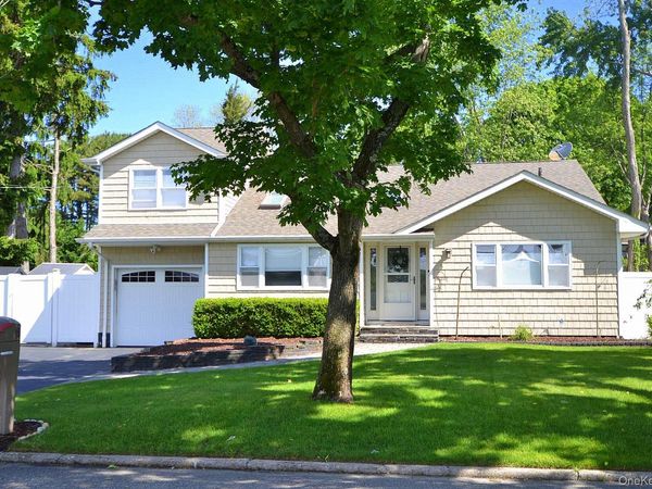 19 Viceroy Place , Port Jefferson Station, NY 11776