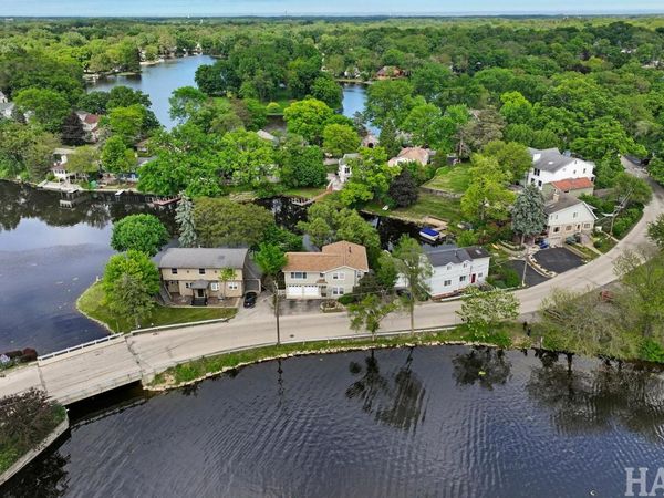 212 Island Drive , Island Lake, IL 60042