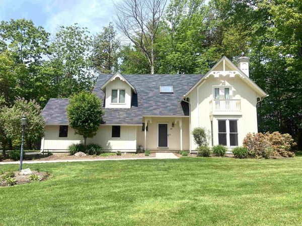 40 Hampton Court, Laconia, NH 03246