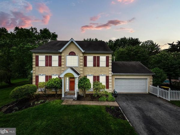 104 DIANE CIRCLE, EAGLEVILLE, PA 19403