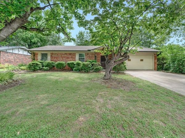 4205 Navajo Court , Springdale, AR 72764