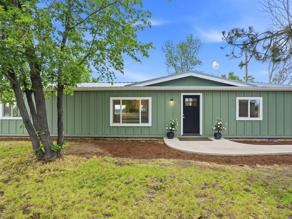 67292 Rabbitbrush Way, Bend, OR 97703
