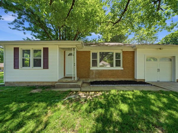 106 BROW Drive, East Peoria, IL 61611