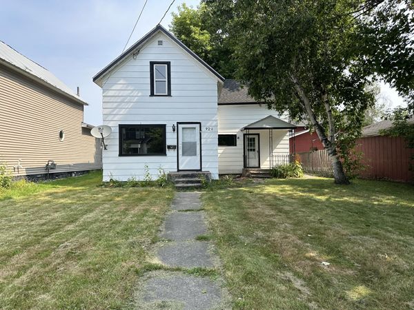 721 E Spruce ST, Sault Ste Marie, MI 49783