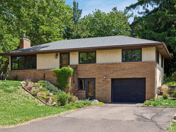 2356 Tophill Circle, Roseville, MN 55113