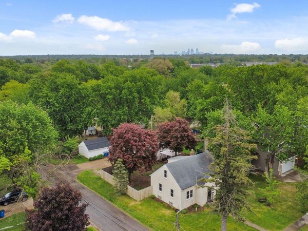 4366 Vera Cruz Avenue N, Robbinsdale, MN 55422