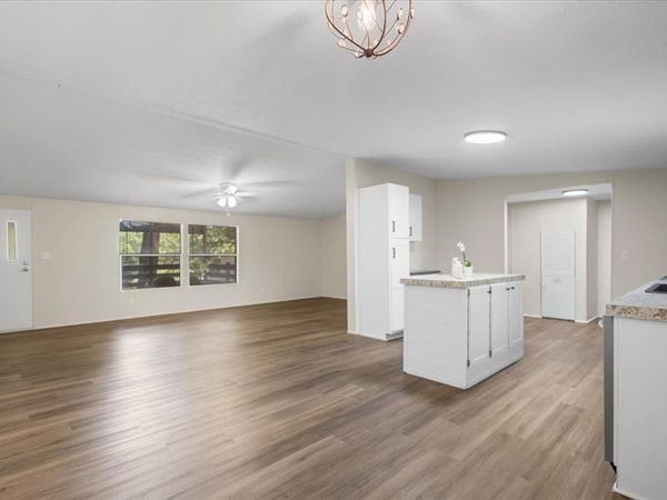 118 Cedar Ridge Drive, Eustace, TX 75124
