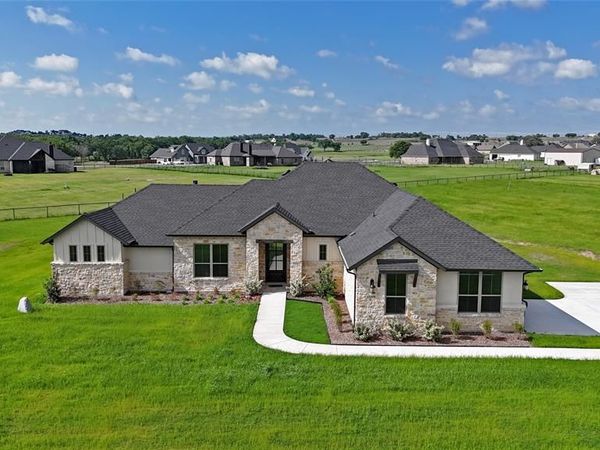 1099 Paradise Parkway, Poolville, TX 76487