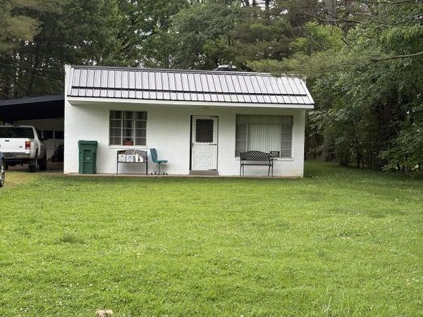 6730 McCoppin Mill Rd, Hillsboro, OH 45133