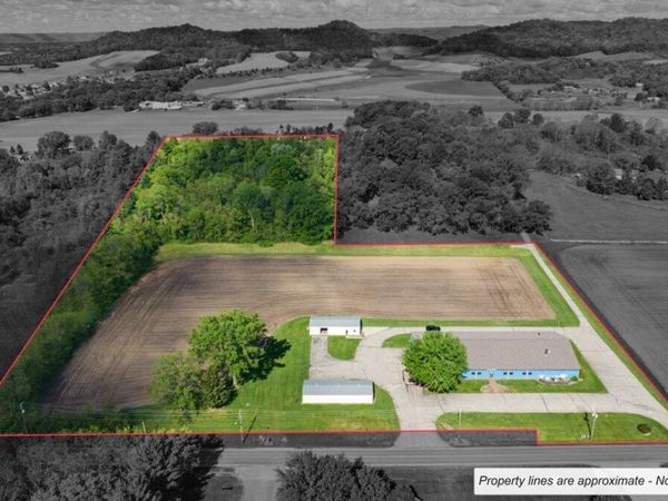 16771 S 15th St, Galesville, WI 54630