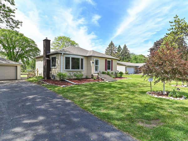 3663 E Obrien Rd, Oak Creek, WI 53154