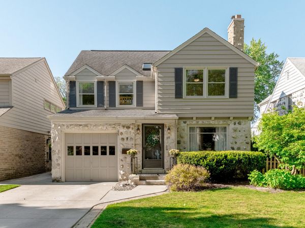 315 E Carlisle Ave, Whitefish Bay, WI 53217
