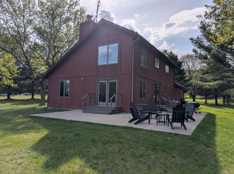 Main Photo