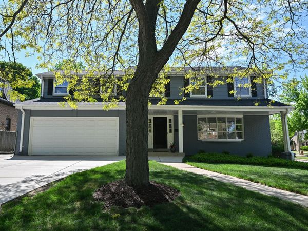 4797 N Newhall St, Whitefish Bay, WI 53211