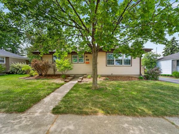 373 Garfield St, Burlington, WI 53105