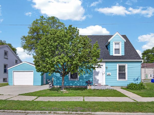 4304 19th Ave, Kenosha, WI 53140