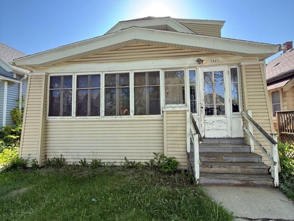 3843 N 28th St, Milwaukee, WI 53216