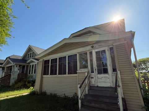 Main Photo