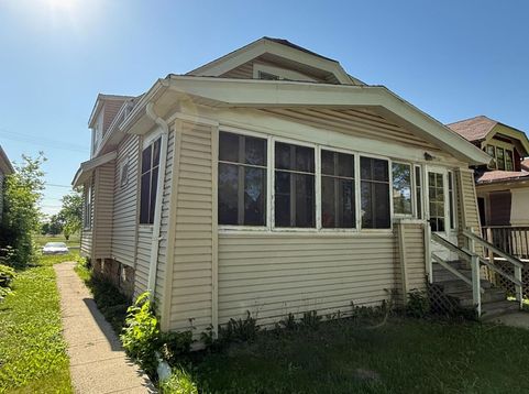 Main Photo