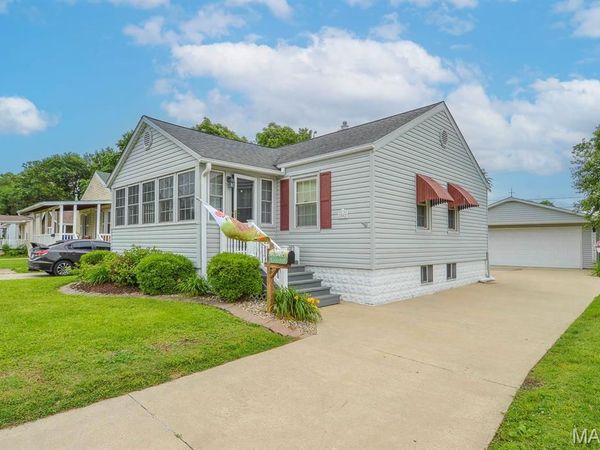 2502 E 28th Street , Granite City, IL 62040