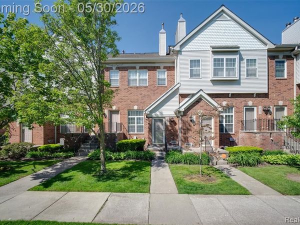 1727 Campau Farms Circle, Detroit, MI 48207