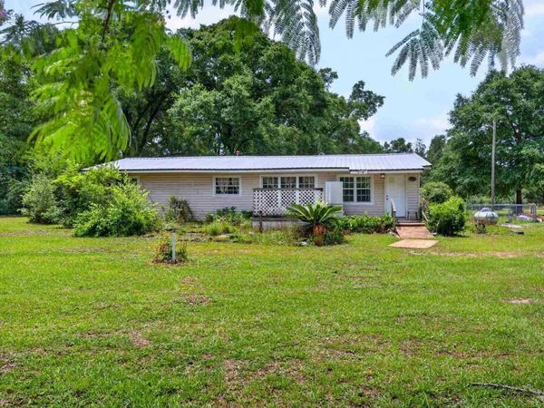 6253 Allentown Rd, Milton, FL 32570